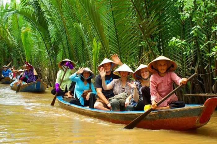 Vietnam family adventure tours