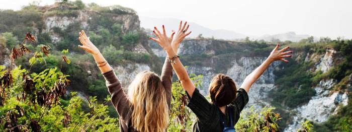 Companies tour travel group international small contents table around adventure