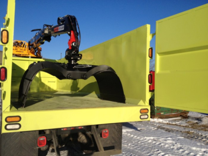 Custom truck bed fabrication services