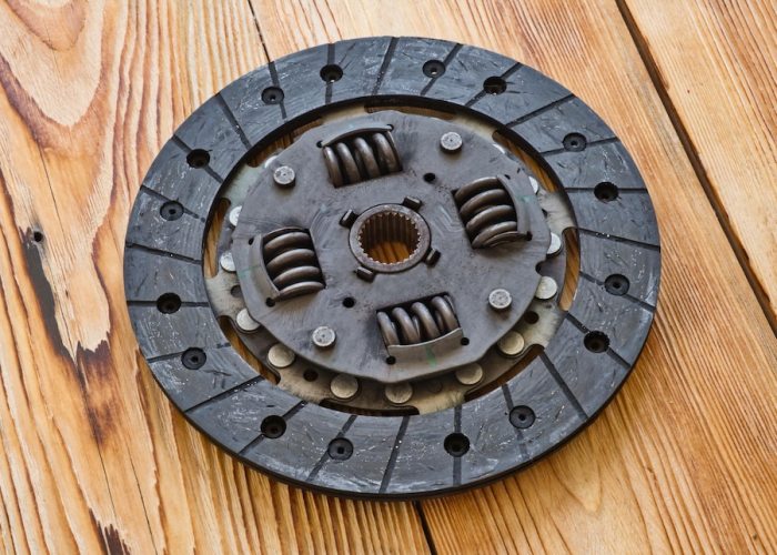 Labor cost for clutch replacement